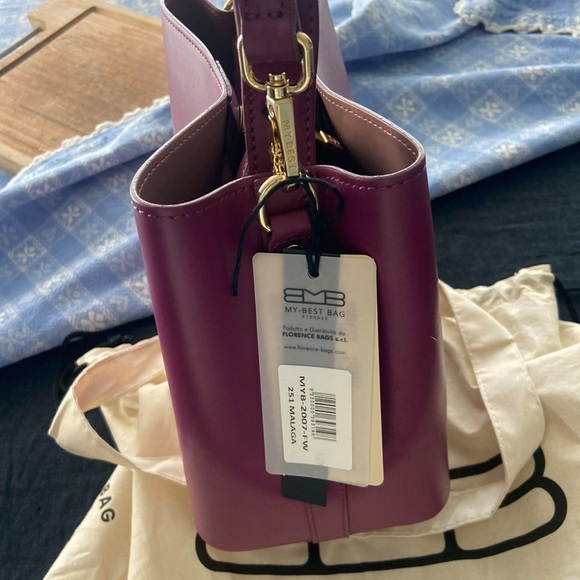 EVB Burgundy Leather Handbag Authentic - Picture 3 of 8